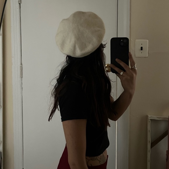 VINTAGE Off White Liz Claiborne Rabbit Wool Beret - Picture 3 of 6